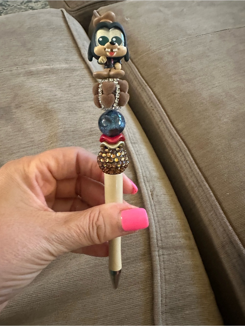 Goofy jungle cruise beaded pen